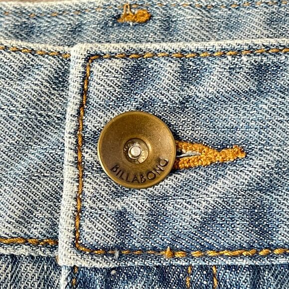 Billabong Jean Shorts Womens Size 30 Cut Off Distressed Western Flirty Cowgirl - Picture 2 of 9